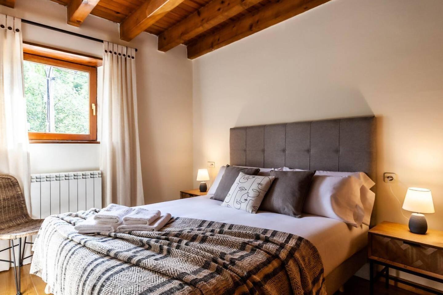 Espacioso Apartamento Con Jardin En Salardu Naut Aran Eksteriør billede