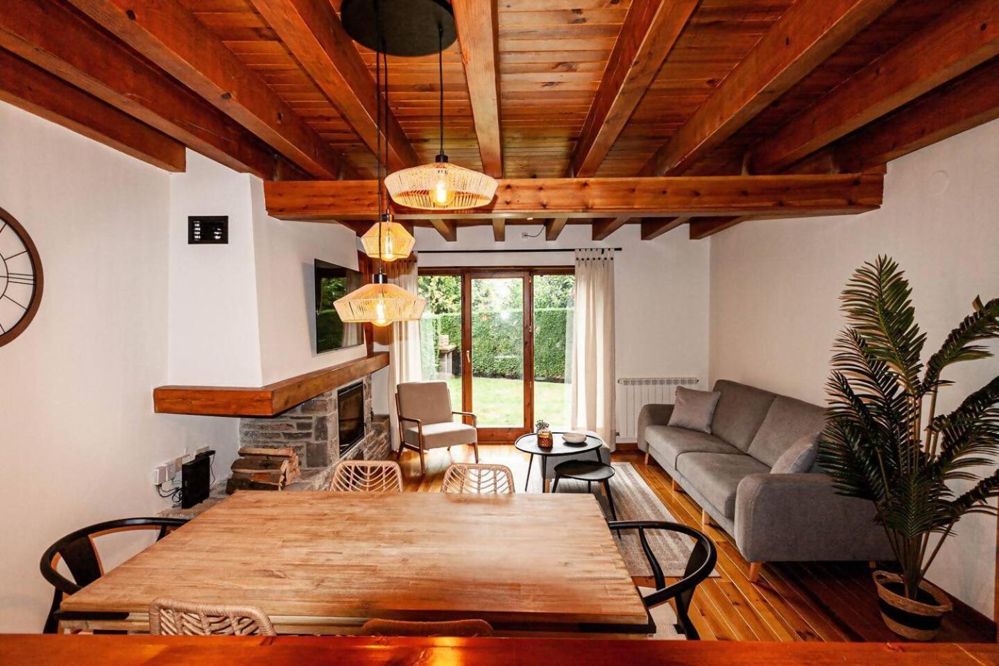 Espacioso Apartamento Con Jardin En Salardu Naut Aran Eksteriør billede